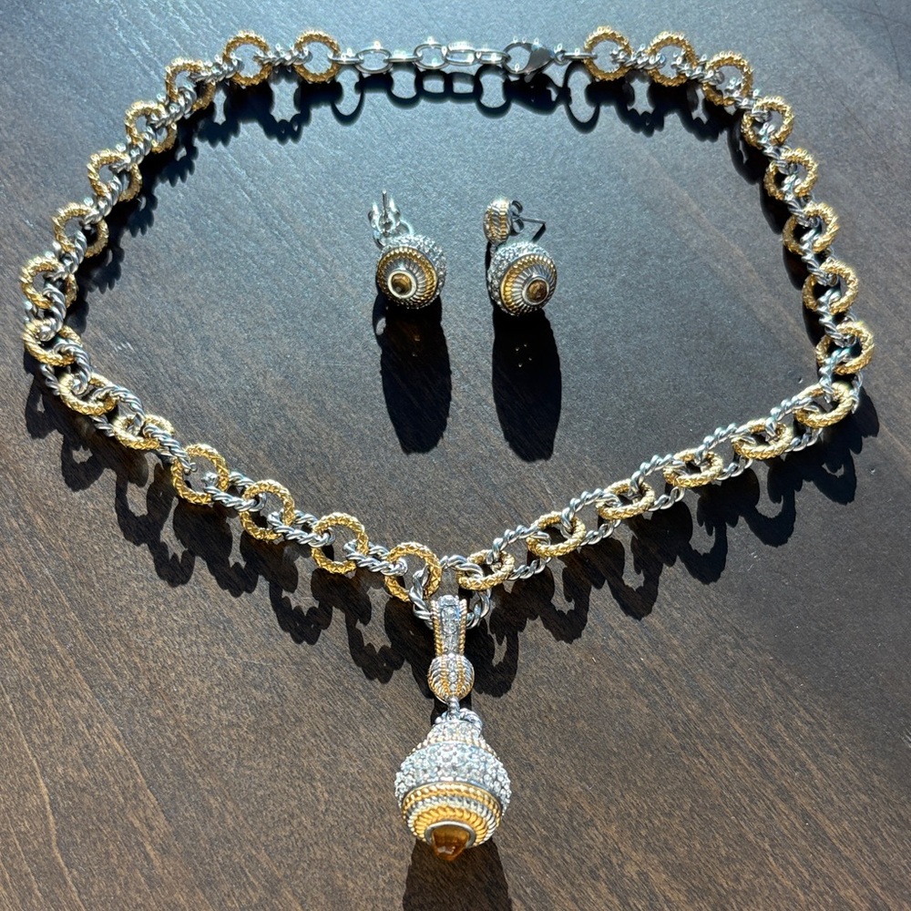 Elegant Gold and Silver Necklace and Earring Set